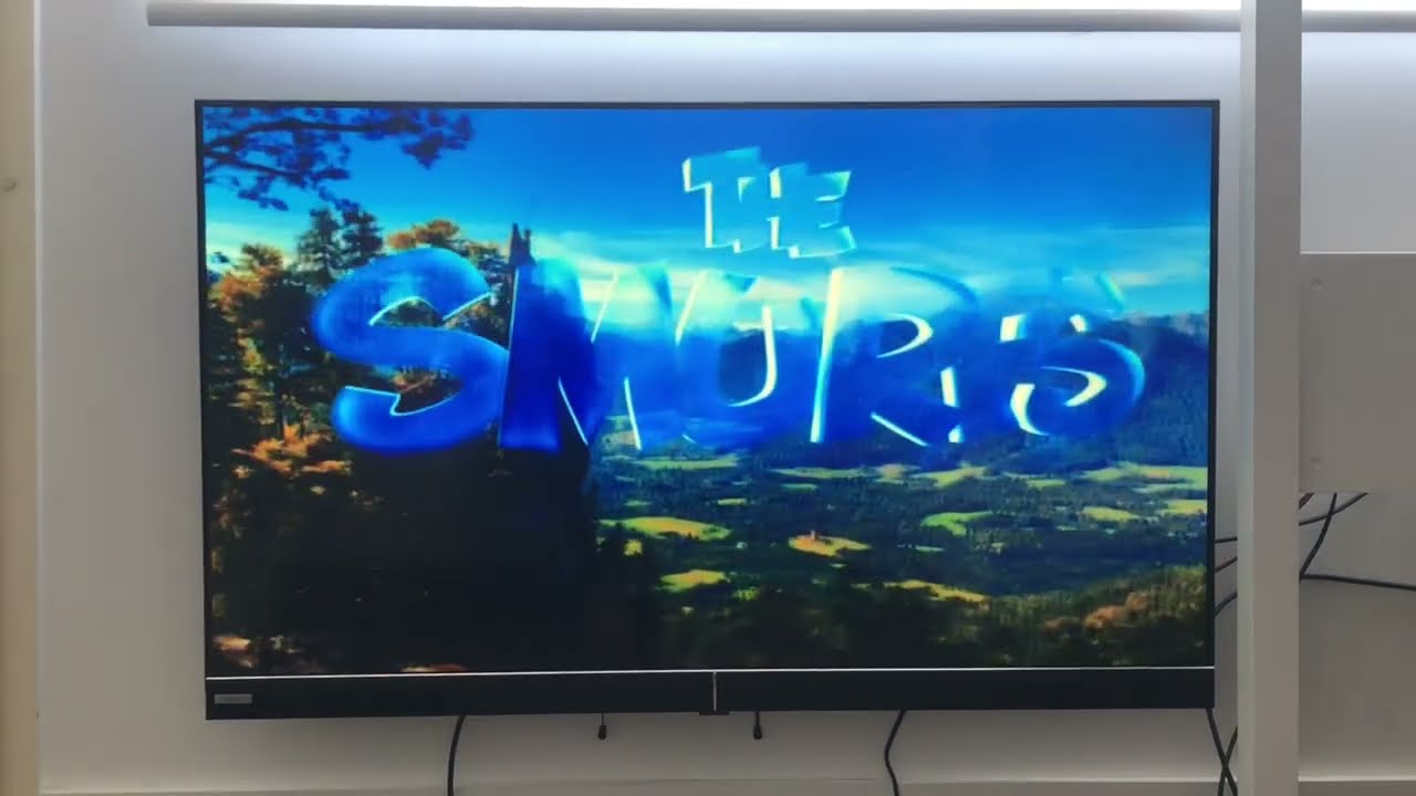 Opening to The Smurfs 2011 DVD