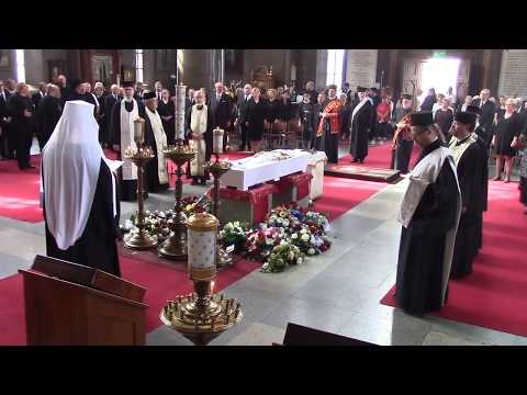 Video: Kuinka Käyttäytyä Oikein Hautausmaalla Ortodoksille