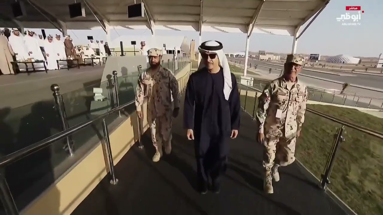 وصول سمو الشيخ هزاع بن زايد آل نهيان، ممثل الحاكم في منطقة العين، لحضور العرض العسكري 