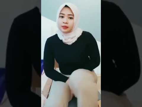 Tante hijab pake celana ketat hot