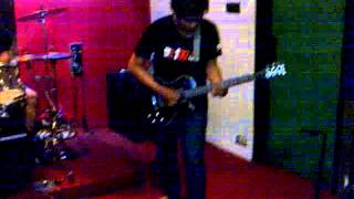 Video thumbnail of "alien exit pop punk melodic-mencoba lupakanmu"