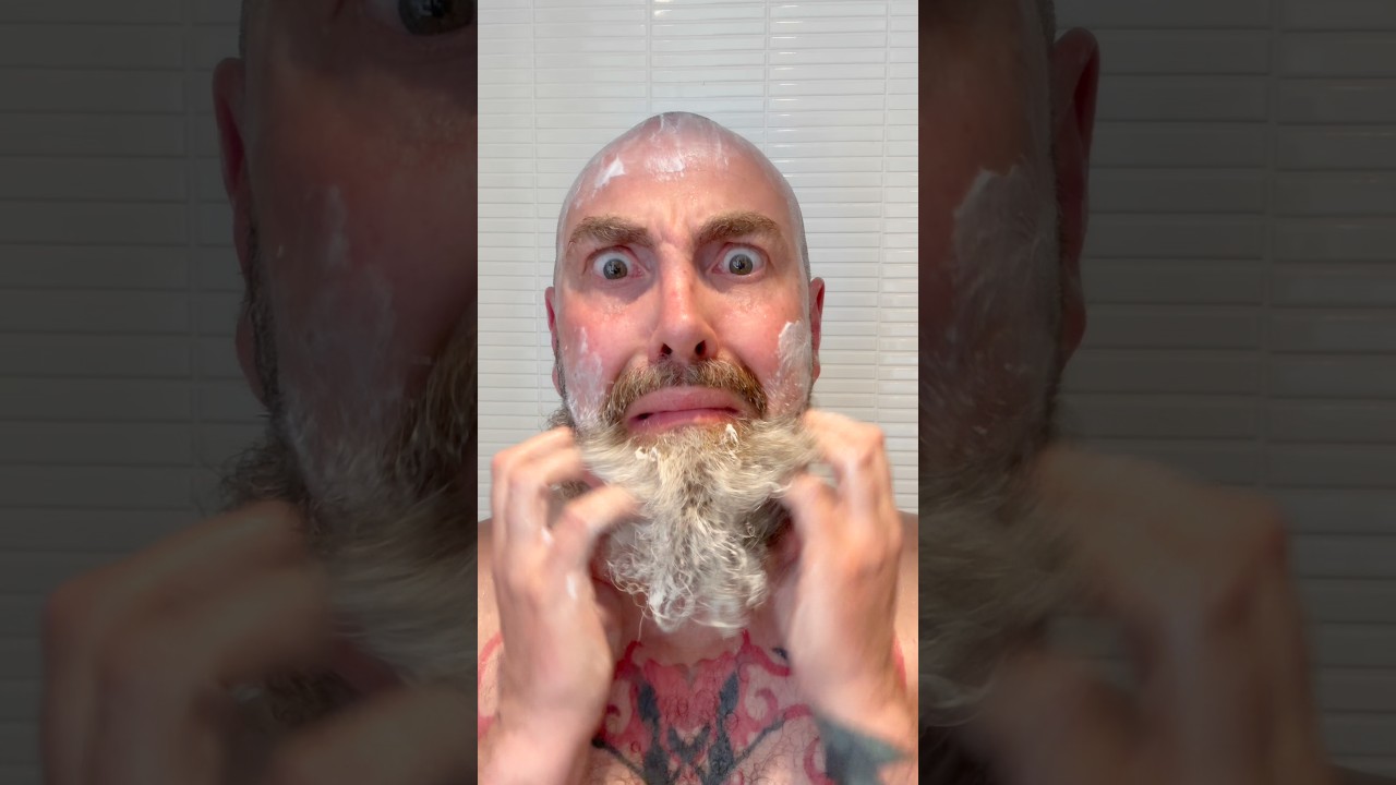 Мойте свои кудри в душе с помощью средства MR.D! 