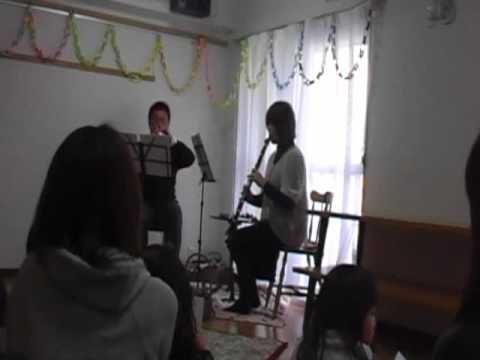 オーボエとクラリネット デュエット Oboe & Clarinet Duet, Children's Concert - YouTube