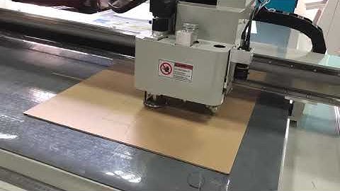 AOKE DCZ70 digital CNC flatbed cutting plotter corrugated board box sample cutter maker machine