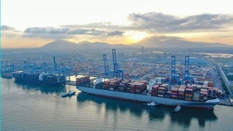 15,615 TEUs – NEW HIGHEST HANDLING RECORD PER MOTHER VESSEL IN VIETNAM ACHIEVED BY TCIT