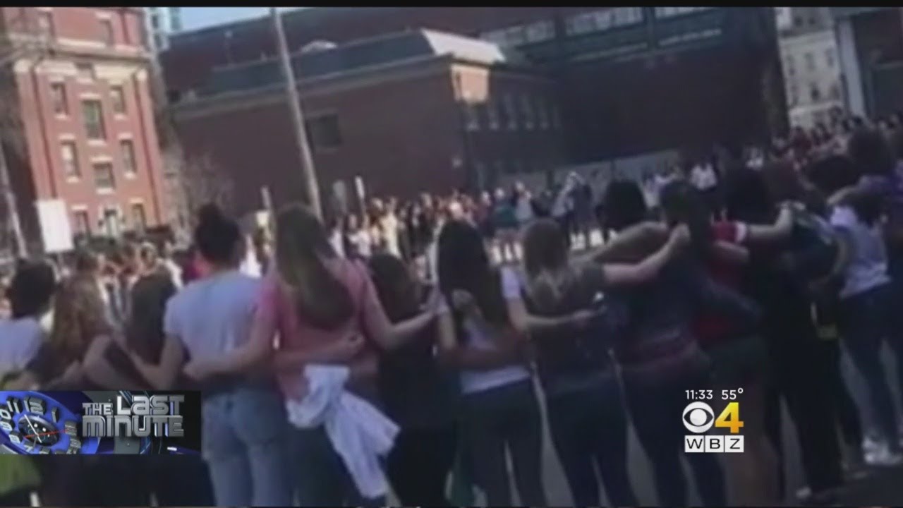 The Last Minute: Social Change And Social Media