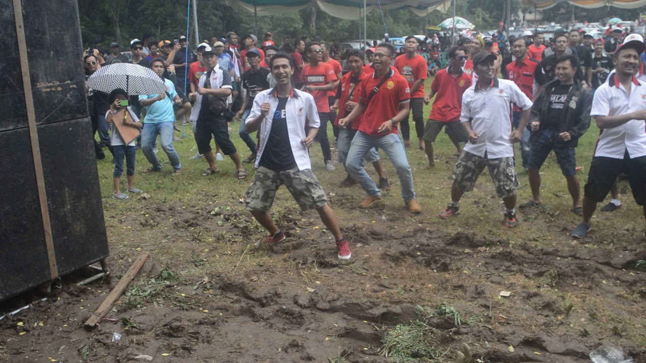 Gathering civic jatim 3 @taman wilwatikta pandaan
