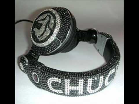 Watch Erick Morillo & Eddie Thoneick feat. Shawnee Taylor - Live Your Life (Chuckie Remix) on YouTube