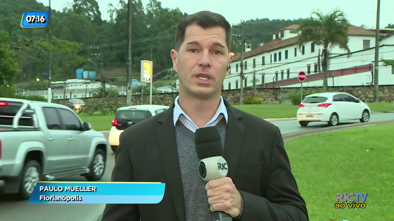 Sete detentos fogem de penitenciária em Florianópolis