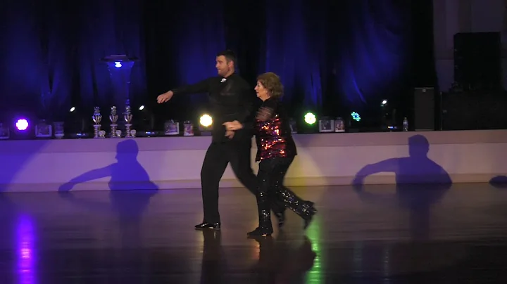Linda Warren & Noah Carsten perform at Dancing wit...