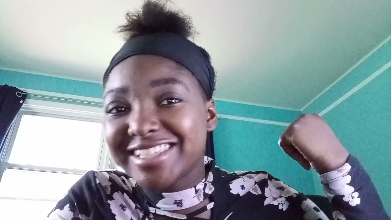 my first time smoking 🎄 🌴 (maybe)