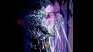 Elvis-I'm So Lonesome I Could Cry-with beautiful pictures.