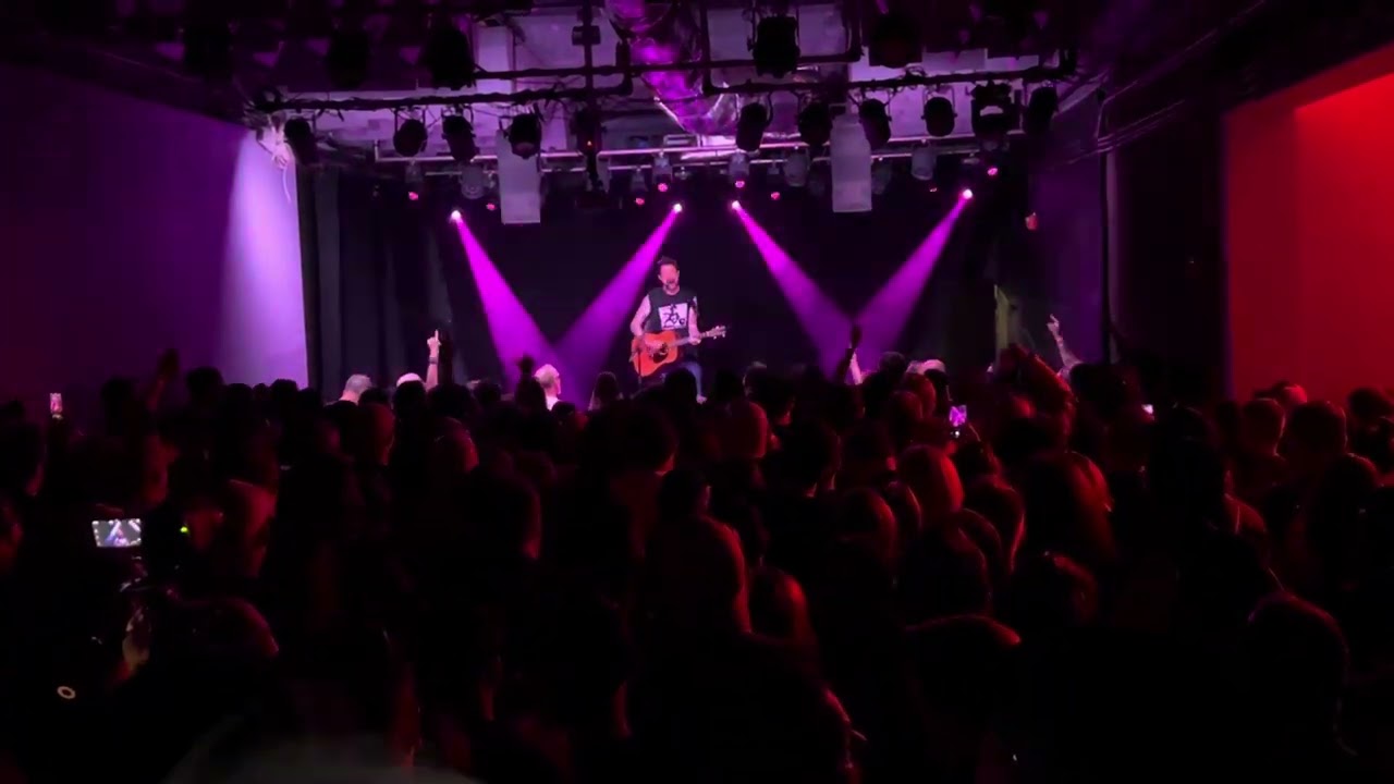 Frank Turner “No Thank You for the Music” at El Club, Detroit, Michigan 5-20-25