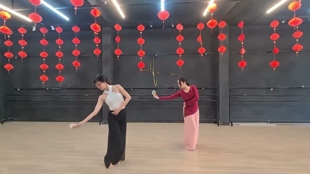 Táng Hoa Từ múa cổ trang Trung Quốc. Bản tập