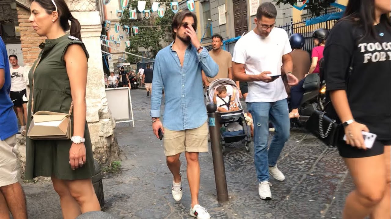 Italy random walking piazza luigi miraglia Napoli YouTube Italy random walking piazza luigi miraglia Napoli YouTube