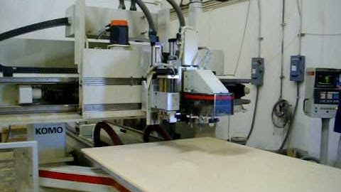 1997 Komo VR 512 60" x 120" W/ATC & Boring