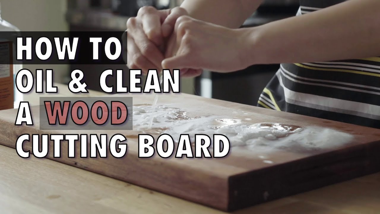 How to Clean a Wooden Cutting Board