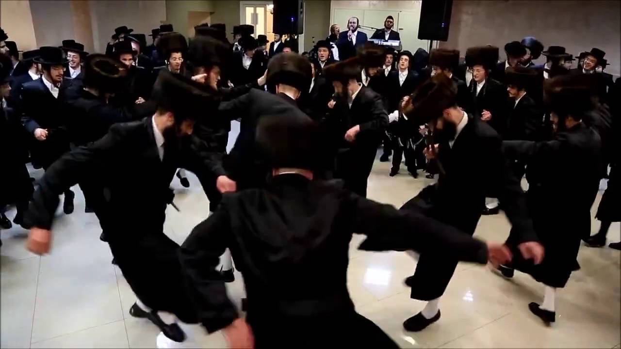 ⁣Jewish Techno Party