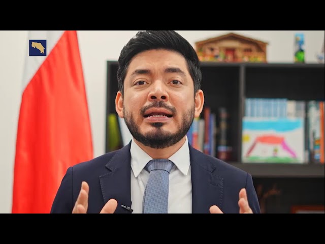 Watch Leonardo Sánchez Hernández, Ministro de Educación on YouTube.