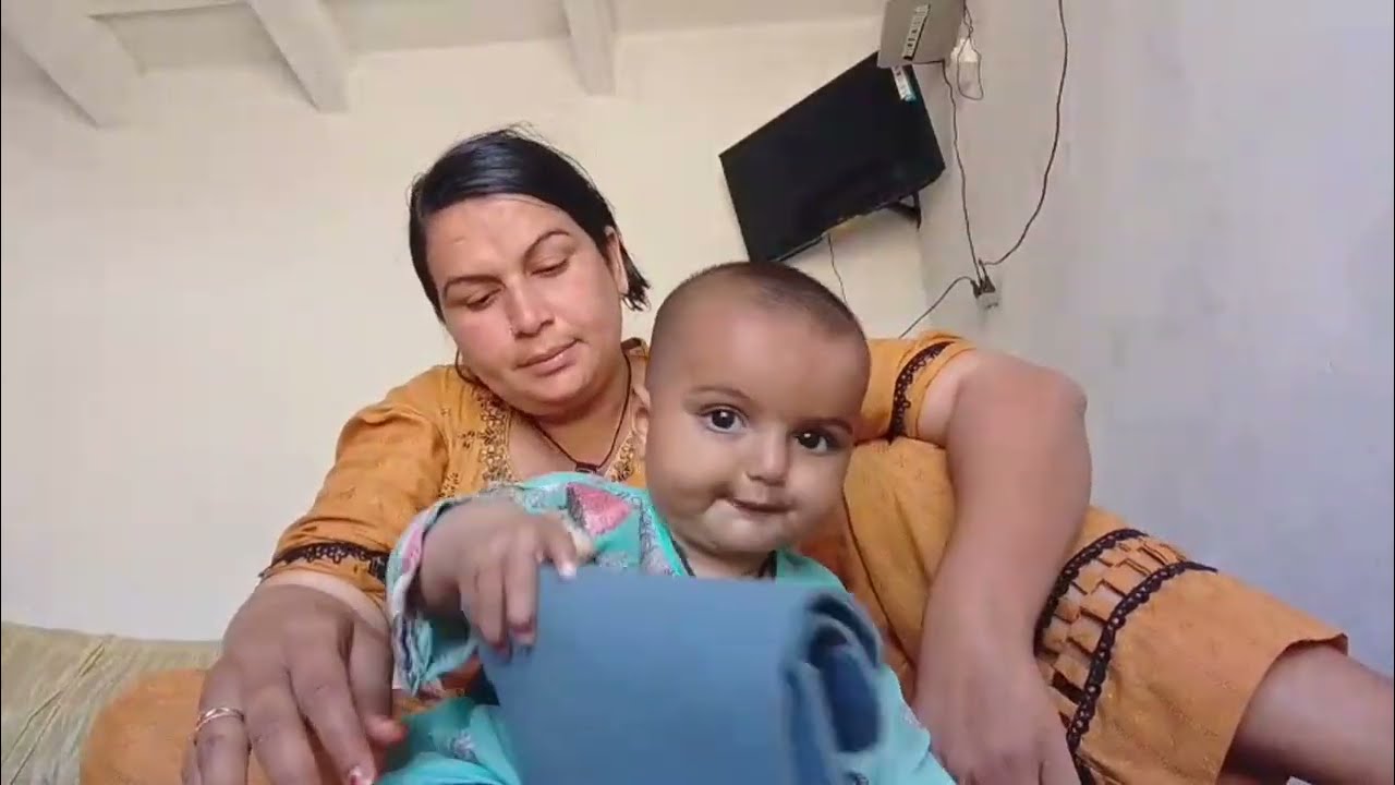 My Daughter’s Happy Mood & Cozy Feeding Time