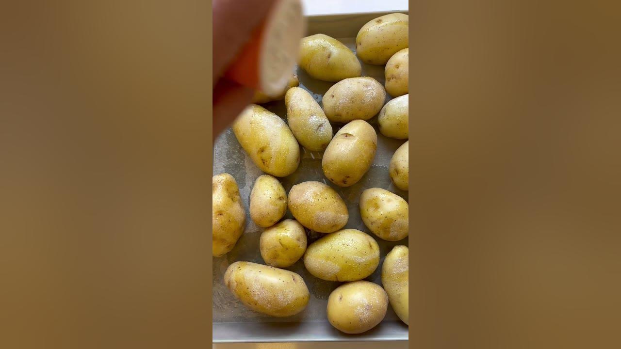 Las famosísimas patatas con ajo y tomillo. ¡Aplasta sin miedo