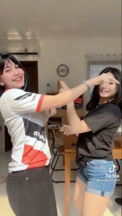 Viral rika mbulku 🤑🤤 #tiktok #tiktokviral #shorts #viral #beranda #hot