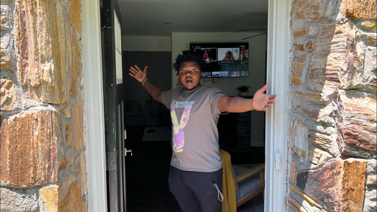 I BOUGHT MY FIRST HOUSE AT 23 | NEW HOUSE TOUR!🏡 - YouTube