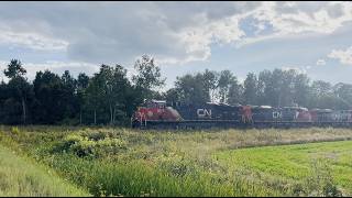 CN 588:NB avec CN 3175 a Hébertville-Station/Qc 22 août 2026