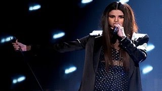 Now thats what we call a performance. selena gomez dropped by the
‘american music awards’ to casually sing her freaking face off on
new single ‘same old ...