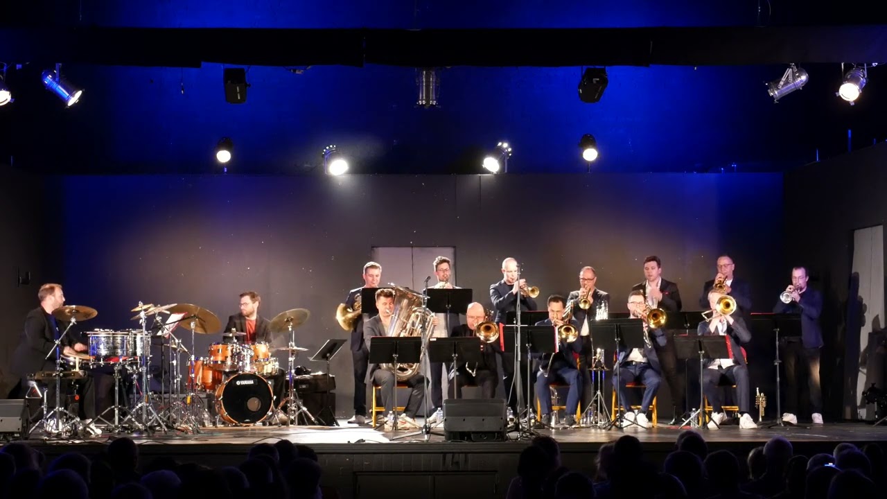SCREAM MACHINE / Unit Brass Ensemble - Featuring LOUIS DOWDESWELL !!
