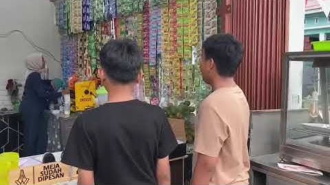 TUGAS INFORMATIKA KELOMPOK 2 KELAS 9.2 "MINI VLOG" |AZAD|NAUVAL|IKRAM|AUREL|VELVI|AZIZYA|WANGI