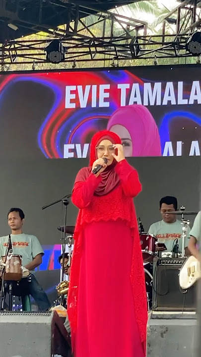 INI LOH BUNDA EVIE TAMALA YANG SEKARANG MASIH CANTIK #evietamala #evietamalaterbaru #shorts