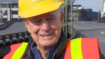 Original viaduct designers reunite to say goodbye to their creation