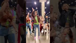 Comic Con squad! @mikailadancer @sofia gomez @baileyspinn @Katkwo @megnutt02 DC @aaroncanthoop ❤️‍🔥