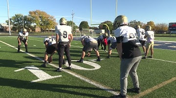 Breaking down the triple-option offense with the Niles Vikings