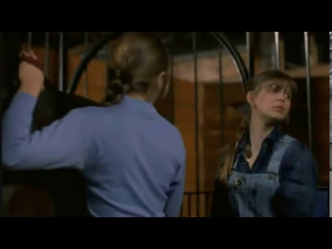 Alicia Silverstone in crush movie - 05
