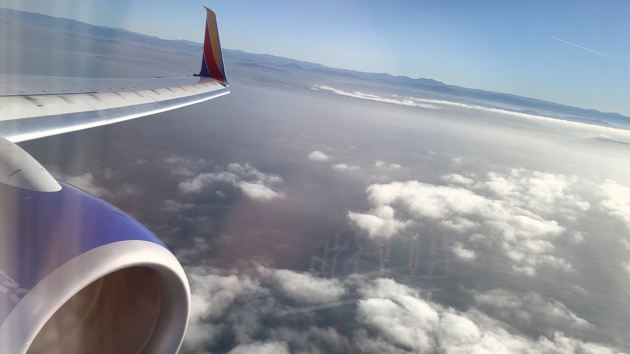 Southwest Boeing 737-800 Runway 9 Landing San Diego Intl. (KSAN)
