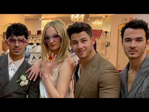 Video: Sophie Turner's Surprise Wedding Look In Las Vegas