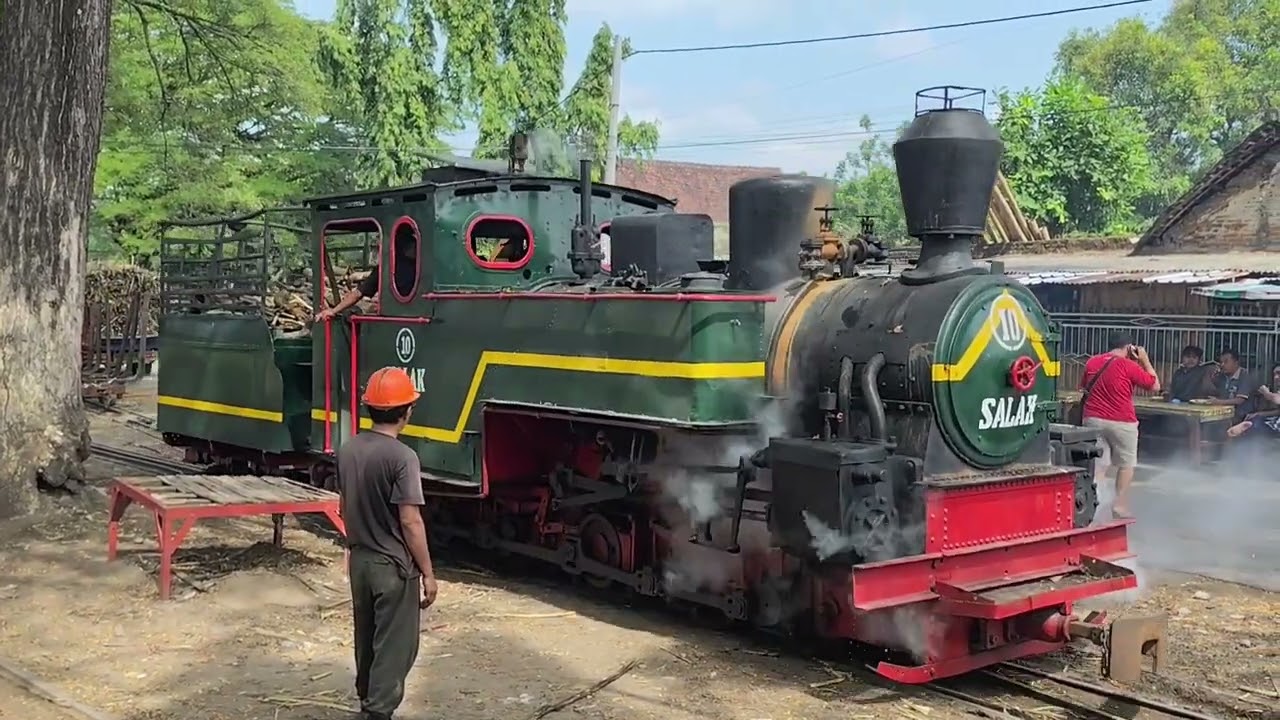 Lokomotif Uap PG Rejosari Magetan dan PG Pagotan Madiun