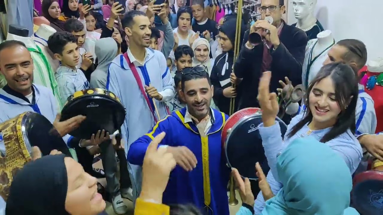 مريرت اقليم خنيفرة افتتاح محل لبيع الملابس 