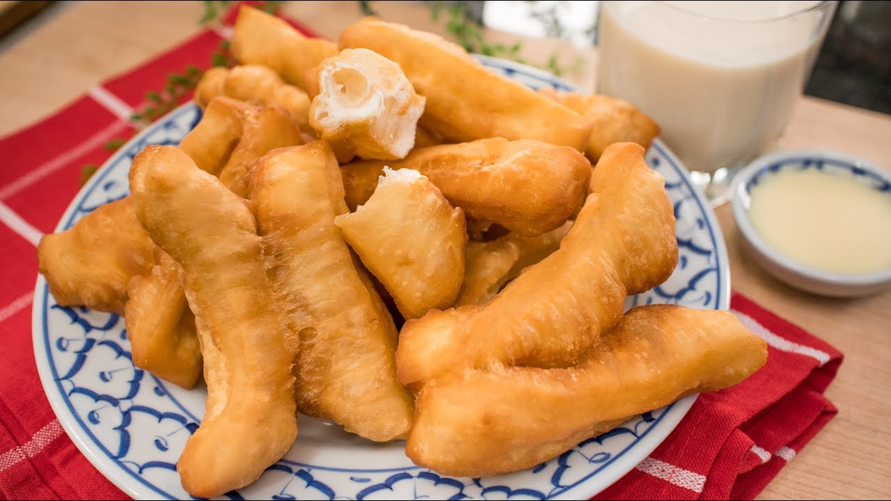 Chinese Doughnut Recipe (Fried Breadsticks) "Pa Tong Go" ปาท่องโก๋