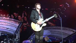 Bon Jovi - Bed of roses - Cama de rosas - Barcelone - 27/07/2011