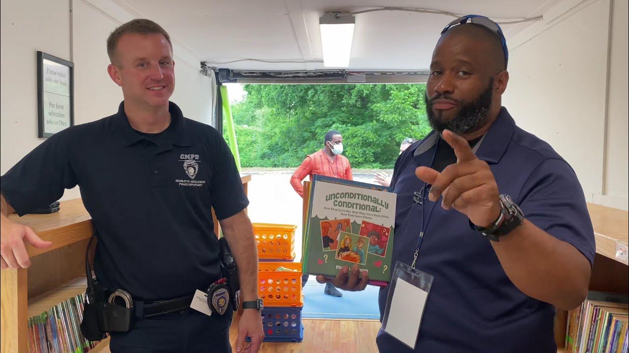 The CharlotteMecklenburg, NC Police Storytime Traveler YouTube