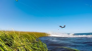 Learning Raley to Blind the hard way -  kitesurfing 12m Star Sirius