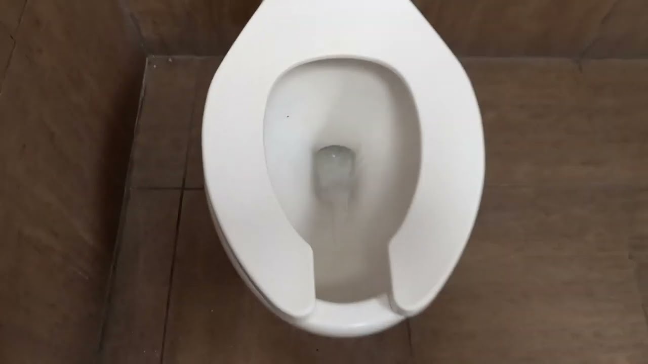 Kum and Go Men's Restroom with Zurn Fixtures YouTube