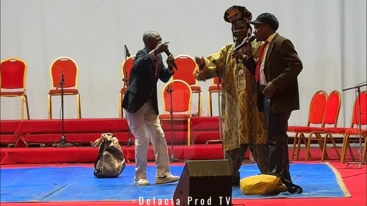 Pipi Wobaho et Éléphant mouillé - Spectacle Assofoun  (extrait 1)