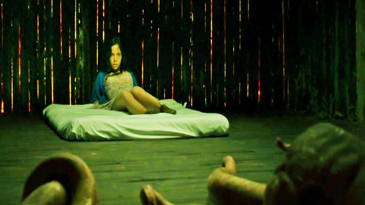 Desperate Housewives Resort to Alien Creature for Pleasure Rather Than Man |THE  UNTAMED EXPLAINED - YouTube