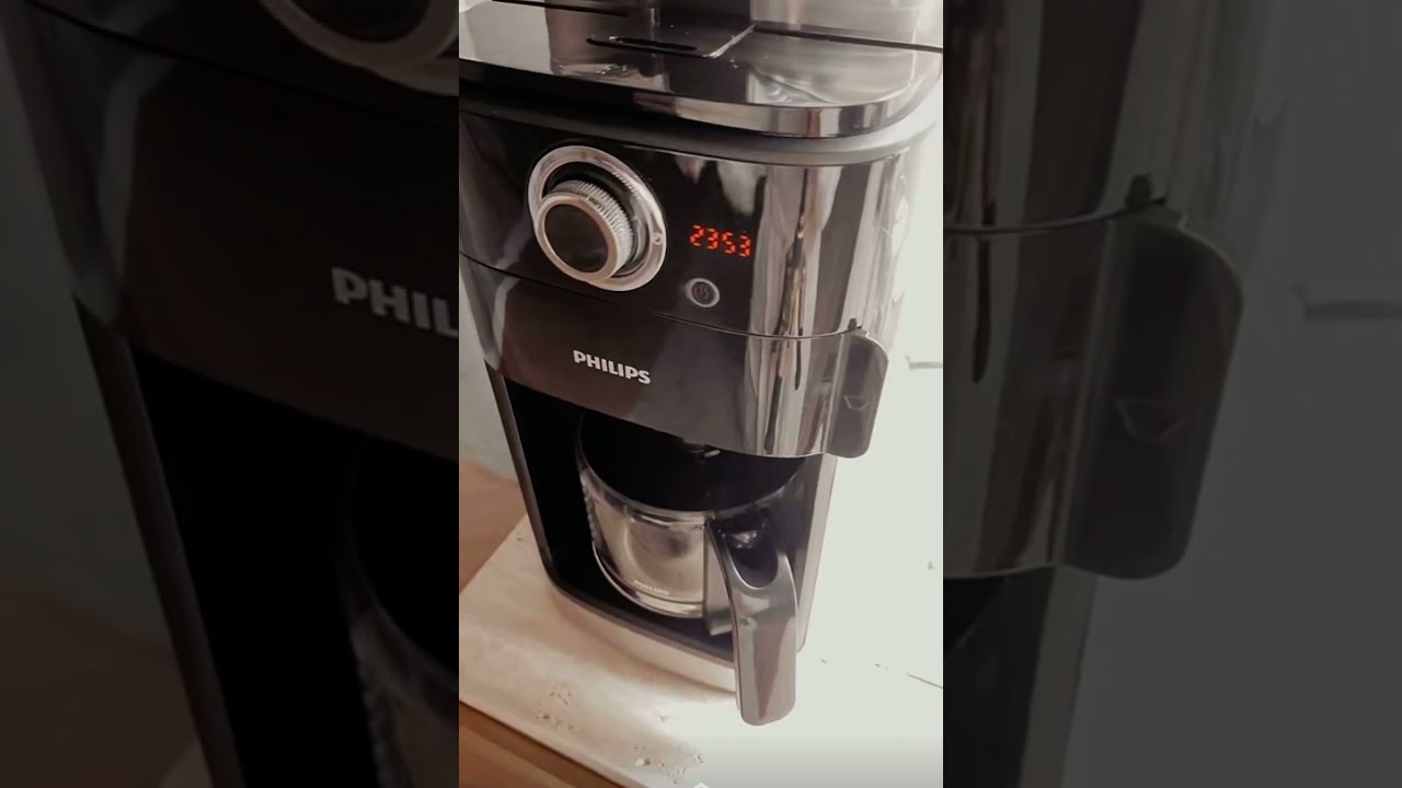 مطحنة ومحضرة القهوة الطازجة من فيليبس philips Grind&Brew Coffee Maker -  YouTube