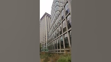 Thumbnail of Seeing Modern New York City #nyc #Architecture on the #Highline.