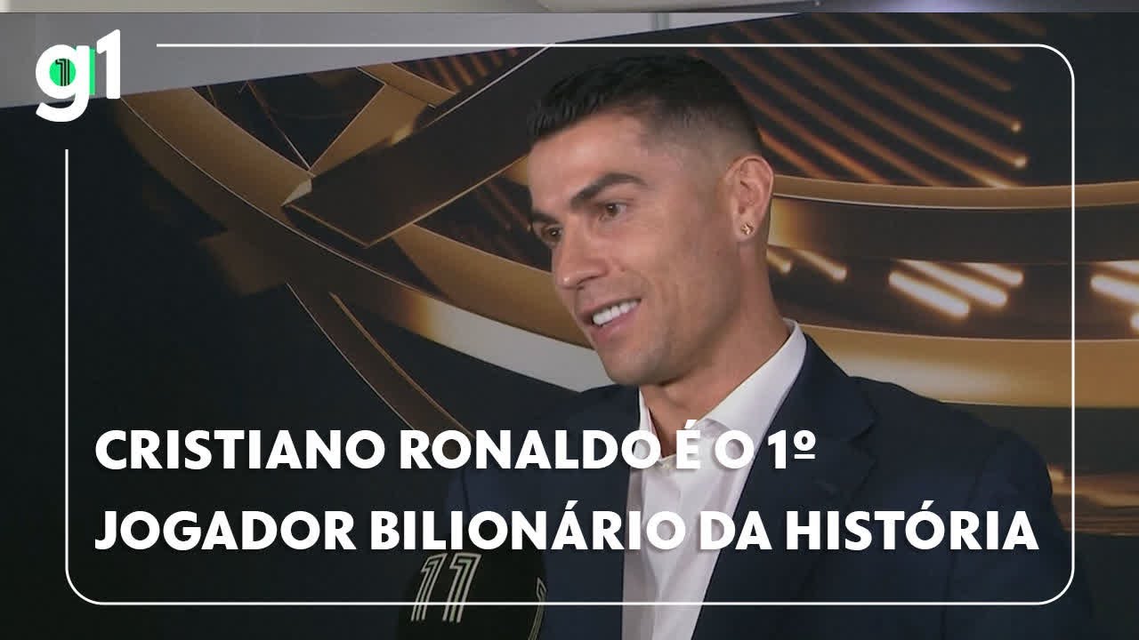 Cristiano Ronaldo se torna o primeiro jogador de futebol bilionário da história